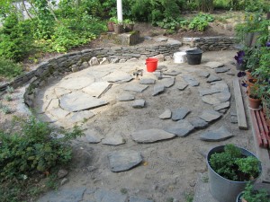 Laatoitus valmistuu Laatoitus valmistuu