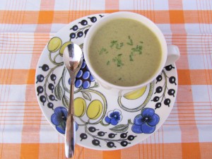 Vuohenputki-perunasosekeitto