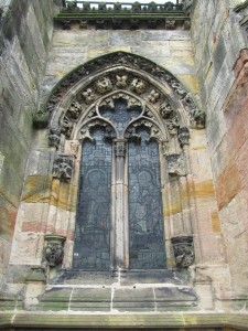 Yksi Rosslynin kappelin ikkunoista Yksi Rosslynin kappelin ikkunoista